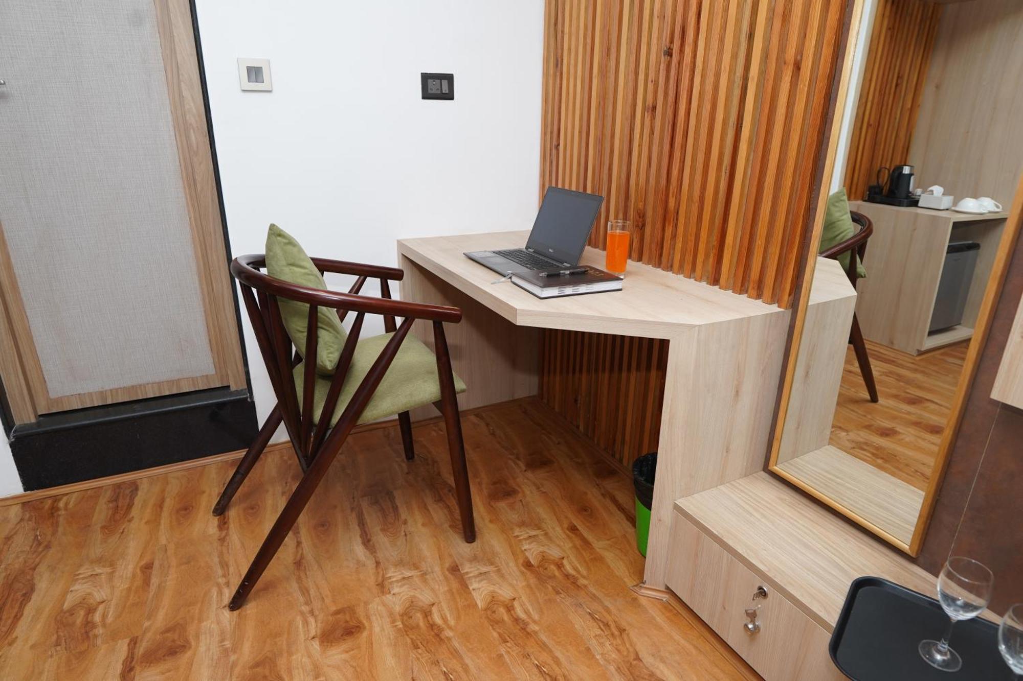 Lotus Club Boutique Hotel Kathmandu Ngoại thất bức ảnh